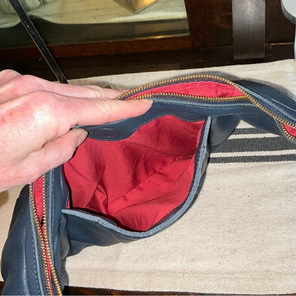 NWOT Hammitt Morgan Small Crossbody Shoulder Bag Navy Tides BG MSRP $395 - Picture 9 of 11